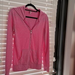 Super Cute and Casual Soft Pink Zip up Hoody! 👚🛍️
